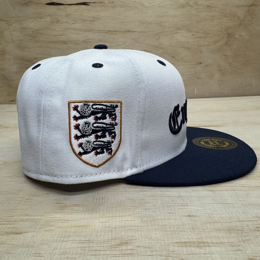 NEW England Rings Crwns Country Pride Three Lions Snapback Cap Hat White Blue - Picture 8 of 11